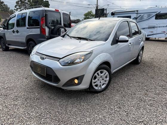 FORD FIESTA 1.6 ROCAM SEDAN 8V FLEX 4P MANUAL FORD FIESTA 1.6 ROCAM SEDAN 8V FLEX 4P MANUAL